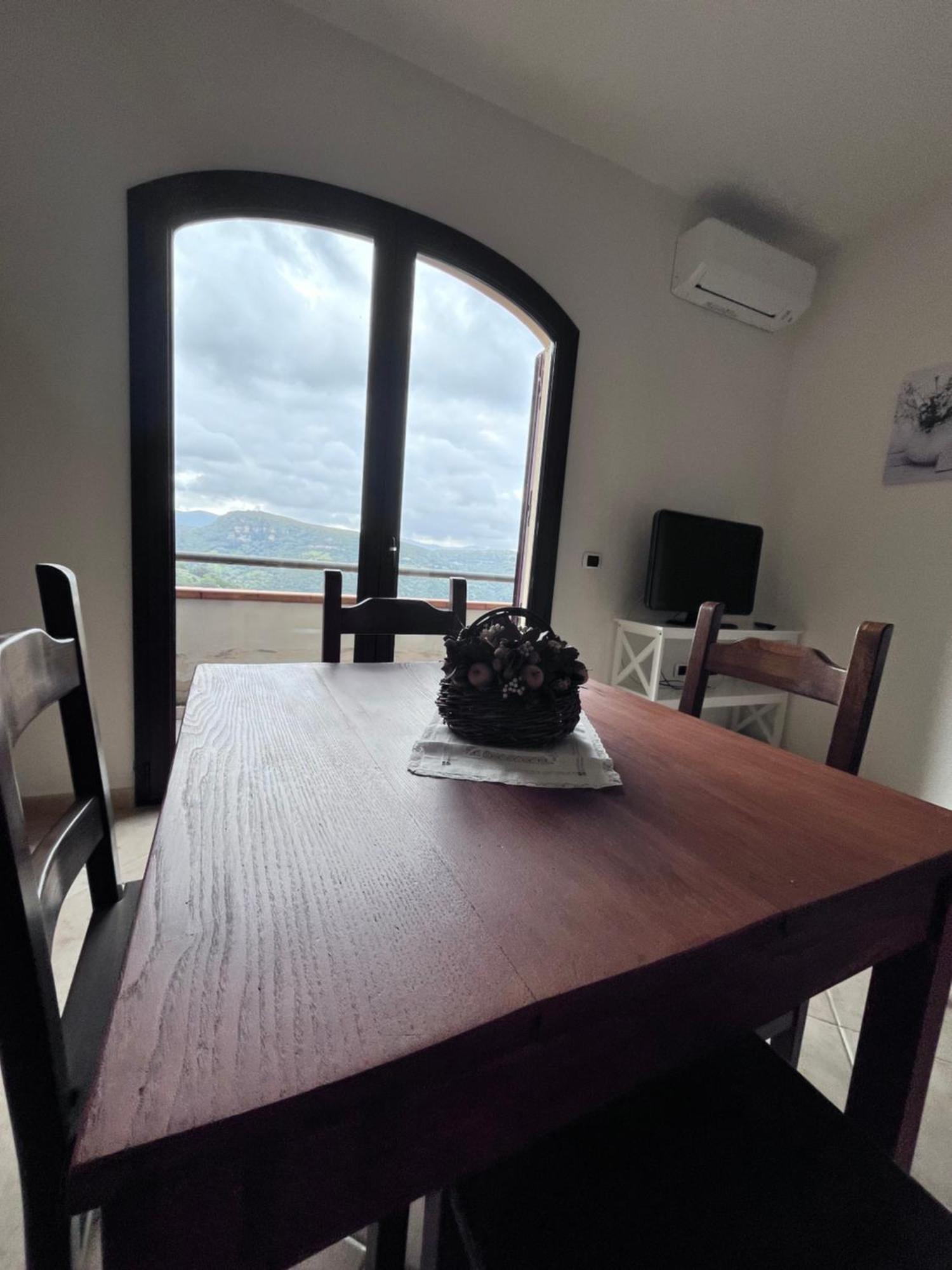 Ferienwohnung Domu' Seùlo Exterior foto